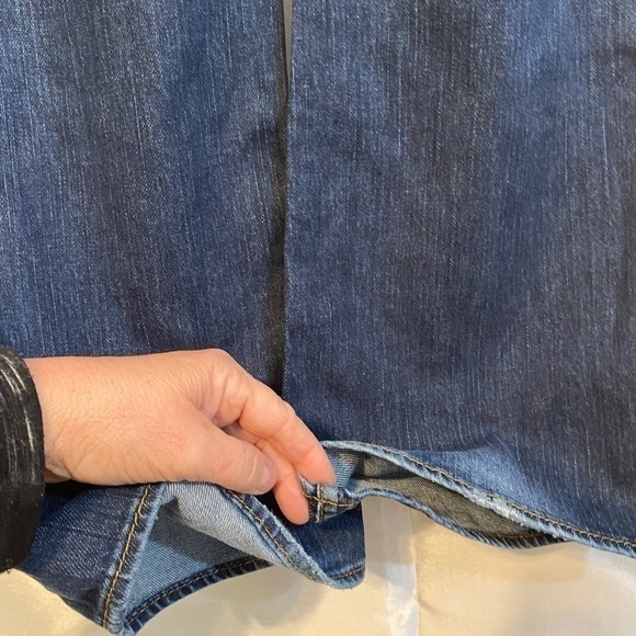 Silver Jeans Co. Lael Low Rise Flare Leg Jeans  Dark Wash Ladies W28/L33 - Picture 14 of 15